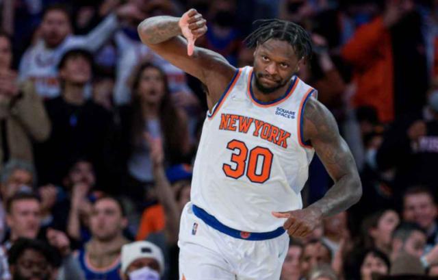 开云体育-巴雷特绝杀他却笑不出来 兰德尔被球迷嘘声整破防